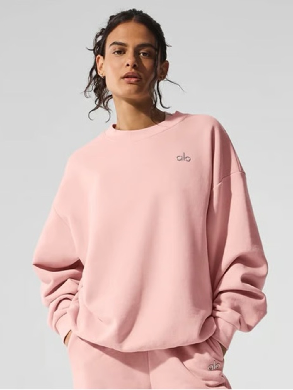 ALO Accolade Sweatshirt Pink Quartz Sizes (XS-XL)